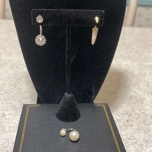 3 DOUBLE HANGING SINGLE POST BACK (HALO,FAUX PEARL, & CRYSTAL HORN)EARRINGS - Picture 5 of 5